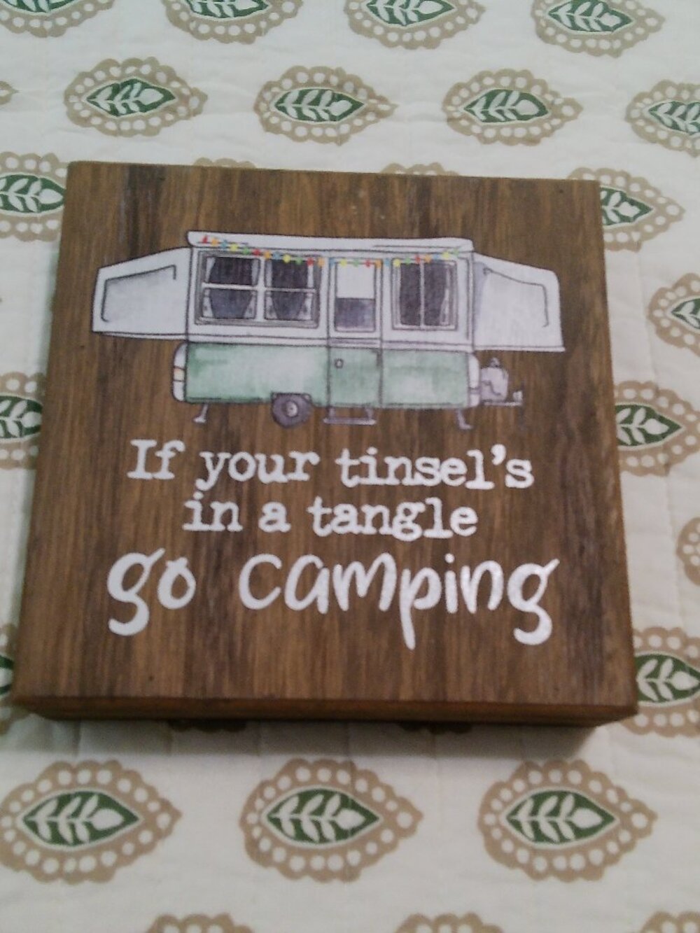 COLLINS FRESH & ORIGINAL CAMPING DECOR GOOD CONDITION